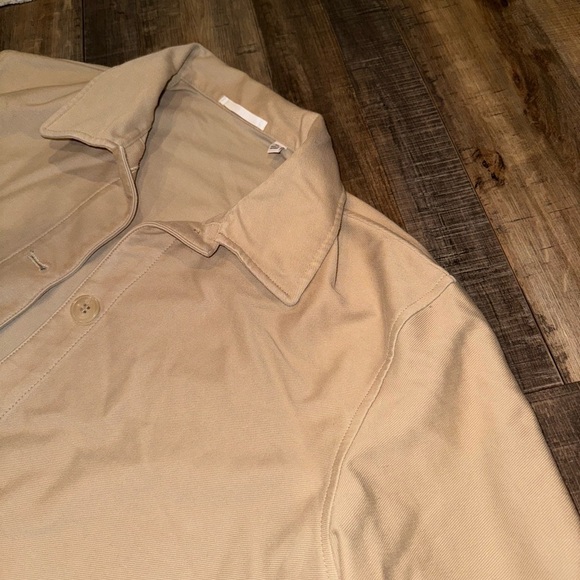 Uniqlo Tan Button Up Lightweight Boxy Jacket Size XS - Picture 5 of 7